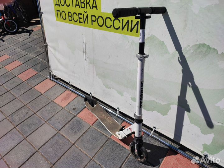 91662 Самокат двухколесный Tempus белый (бу)