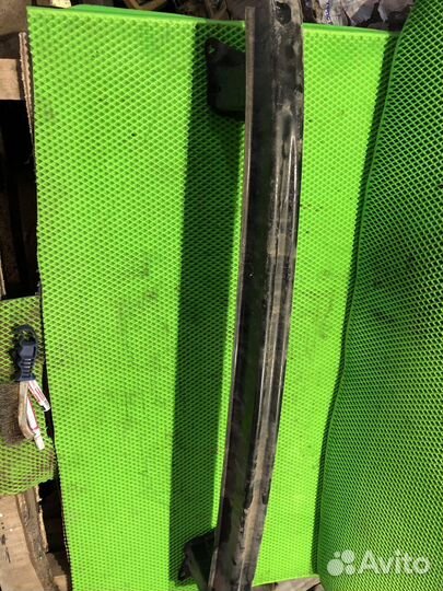 Усилитель заднего бампераваз (LADA)