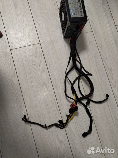 Блок питания chieftec 700w