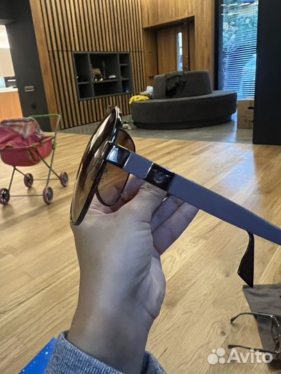 Солнцезащитные очки armani