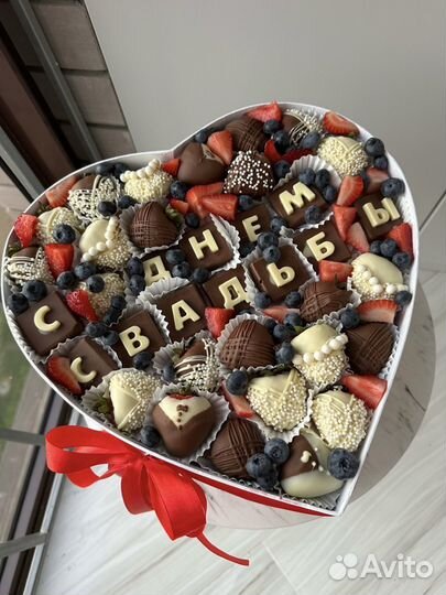 Фруктовая корзина, съедобный букет