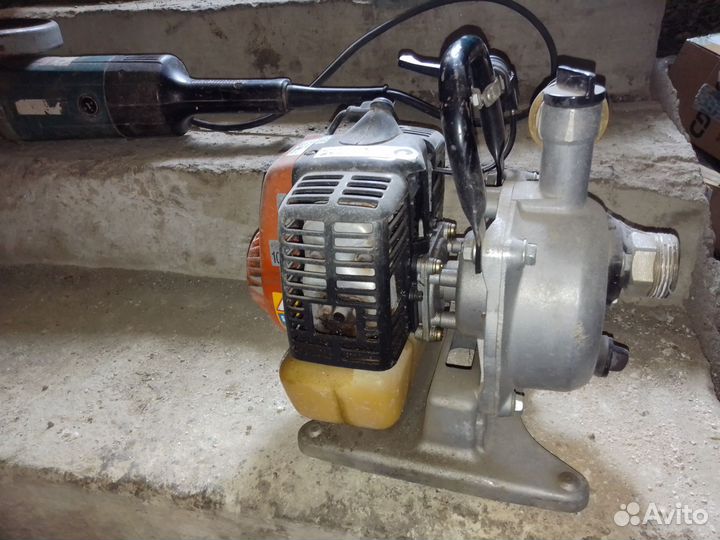 Мотопомпа Hitachi