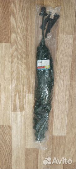 Елка искусственная, игрушки