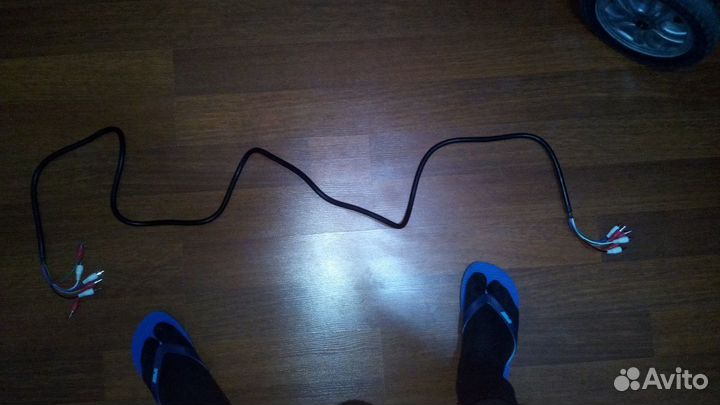 Кабель тюльпан папа-папа