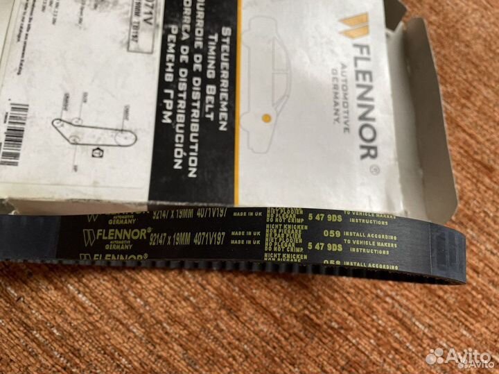 Ремень грм flennor 4071V, dayco 147 stp8m 190