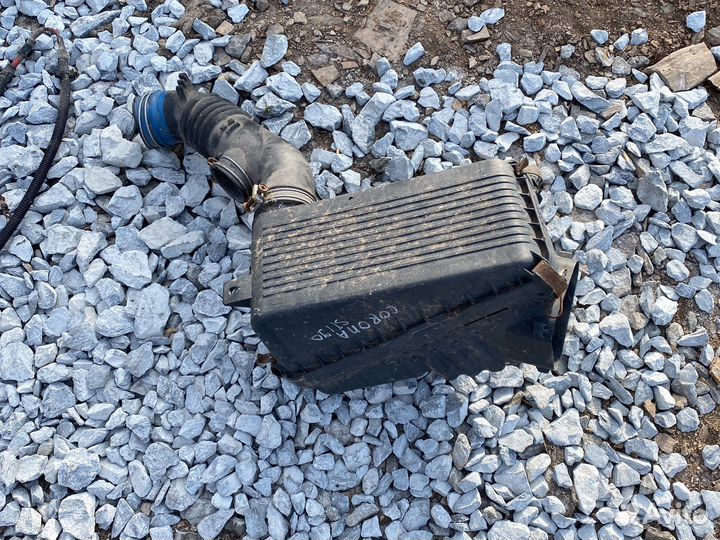 Корпус воздушного фильтра toyota corona st190