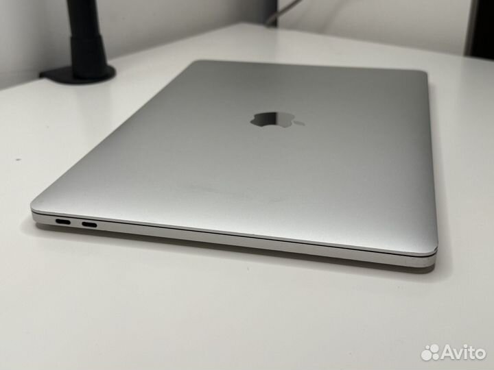 Macbook pro 13 2017 i7 - 578 циклов