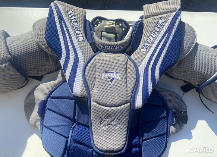 Вратарский нагрудник Vaughn SLR JR