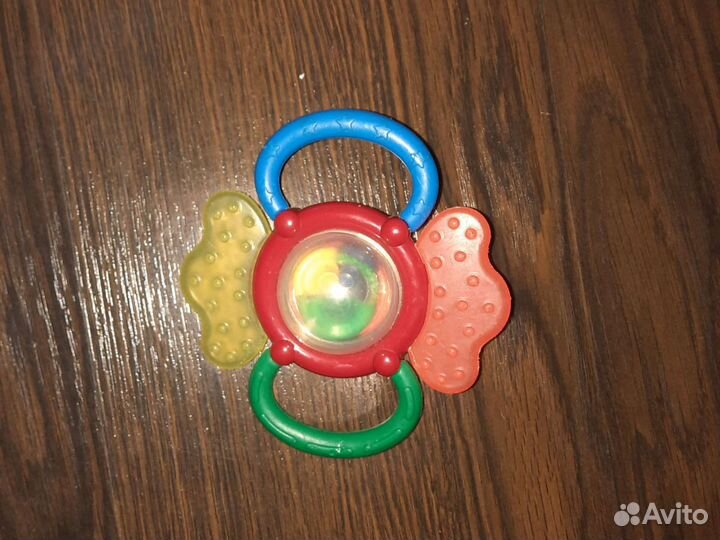 Развивающие игрушки для малышей