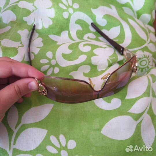 Очки солнцезащитные женские