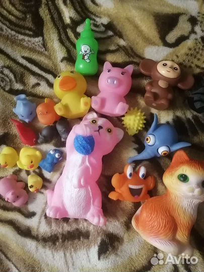 Резиновые игрушки пакетом