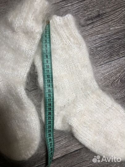 Носки пуховые белые