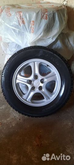 Yokohama Ice Guard F700S 225/60 R16