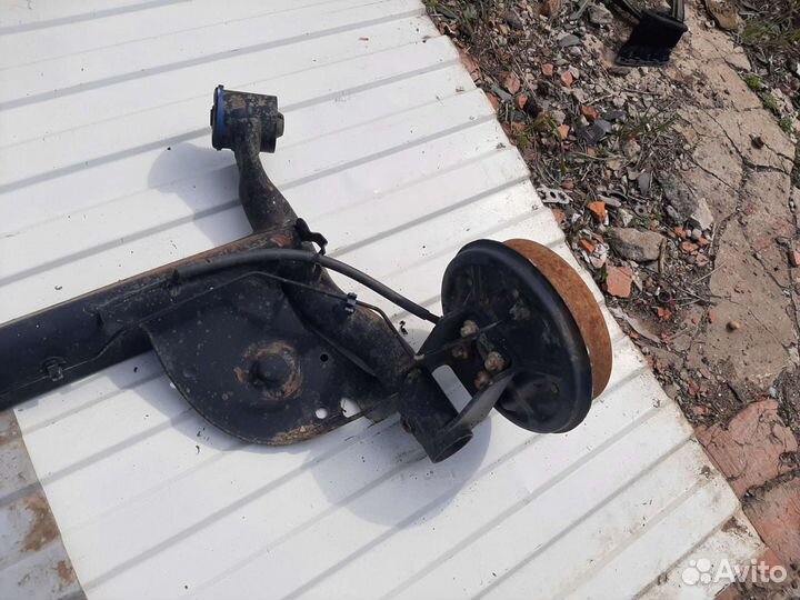 Задняя балка рено логан logan