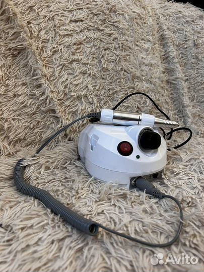 Машинка для аппаратного маникюра