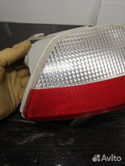 Фонарь противотуманный задний правый Ford Focus DF