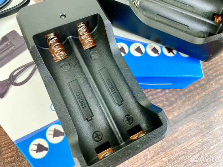 Зарядное устройство для аккумуляторов 18650