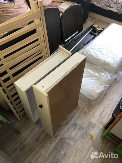 Детская кроватка трансформер с маятником