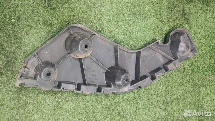 Кронштейн бампера заднего левый Renault Duster 20