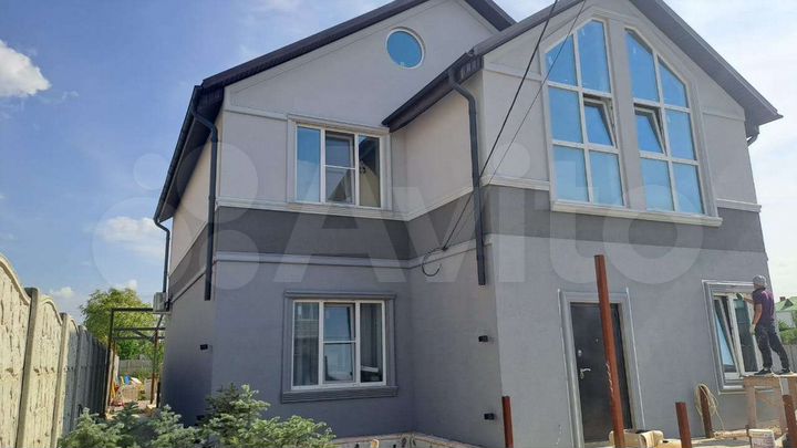 Коттедж 240 м² на участке 15,3 сот.