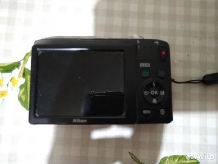 Цифровой фотоаппарат Nikon