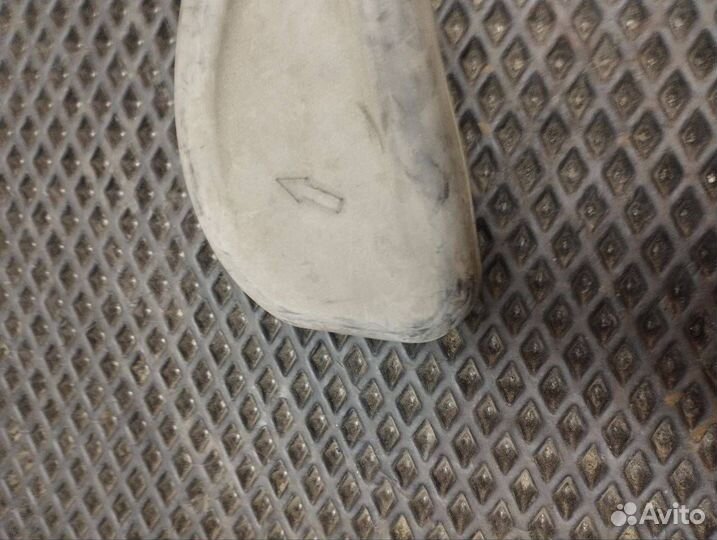 Пыльник ограничителя двери Volvo FH4 82469210