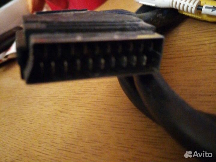 Кабель scart to 6xRCA