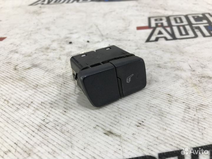 Кнопка обогрева сидений Chery Tiggo 5 T21