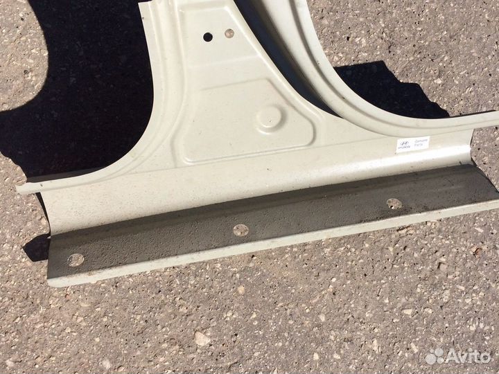 Порог левый hyundai Solaris с центральной стойкой