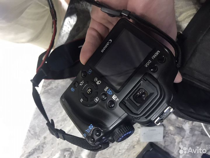 Фотоаппарат canon 1000d