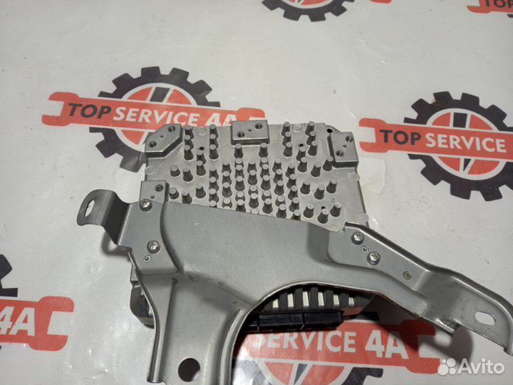 Блок управления ABS/ESP Toyota Harrier Hybrid