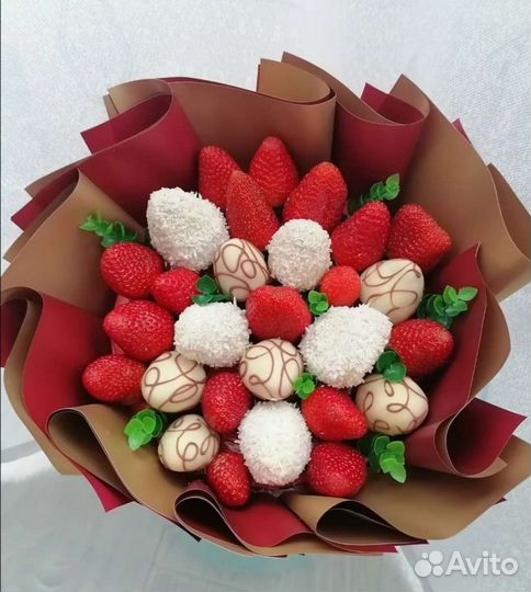 Съедобные букеты. Букеты из клубники