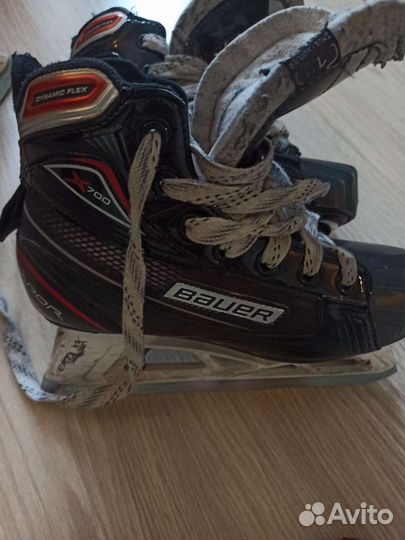 Вратарские коньки bauer