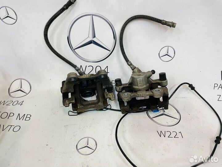 Задний суппорт Mercedes W204