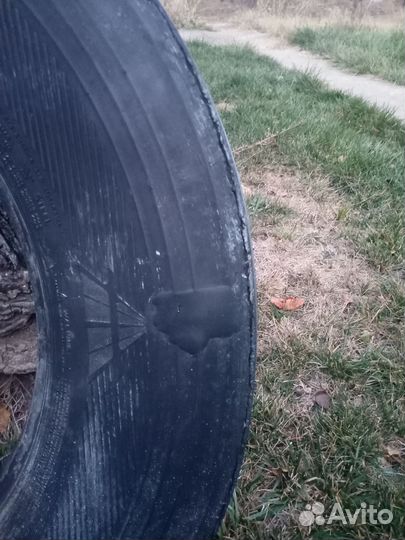 Грузовые шины бу 295. 75. 22.5