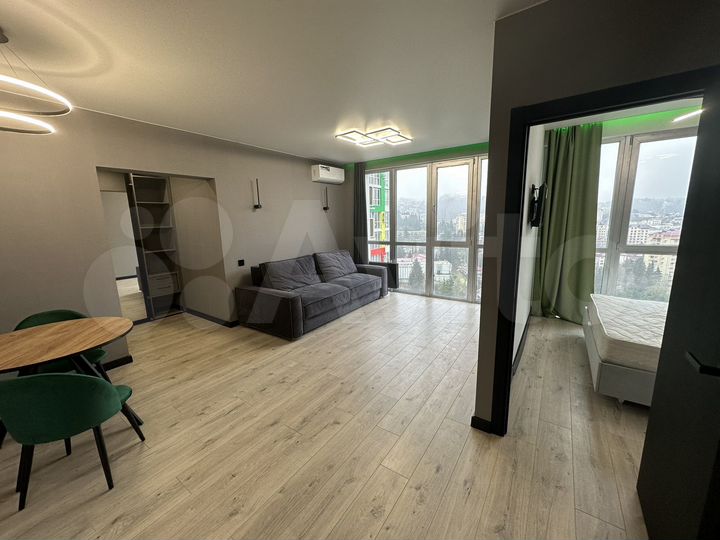 1-к. квартира, 37 м², 18/25 эт.