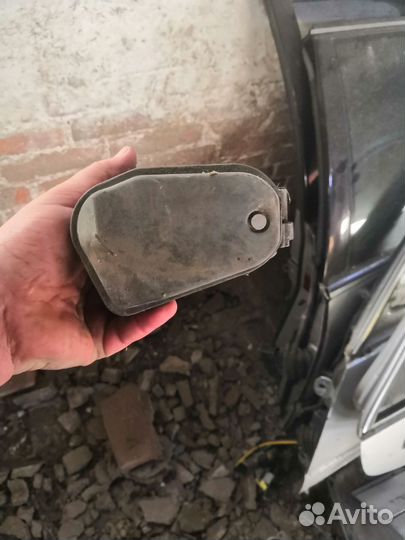 Дроссельная заслонка Mercedes M104 A104 141 0025