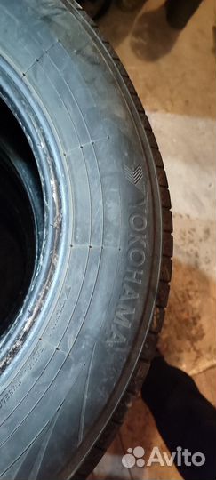 Yokohama BluEarth-A 215/65 R16