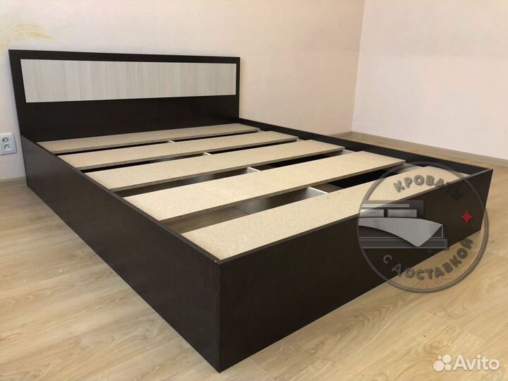 Кровать двуспальная