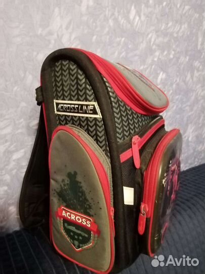 Школьный рюкзак