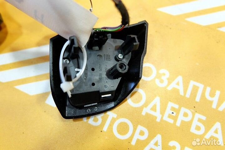 Кнопки в рулевое колесо Opel Astra H (2004-2015)