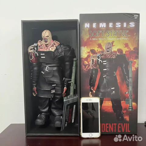 Фигурка Nemesis Resident Evil /Немезис Обитель Зла