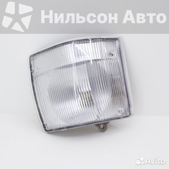 Габарит toyota dyna 1994-1998 г белый, левый, ooto