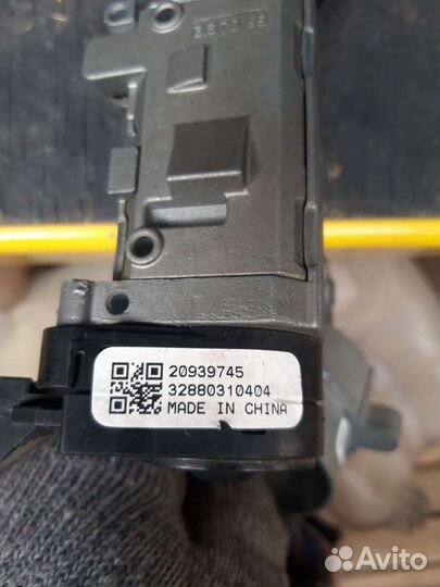 Замок зажигания Chevrolet Cruze седан 1.6