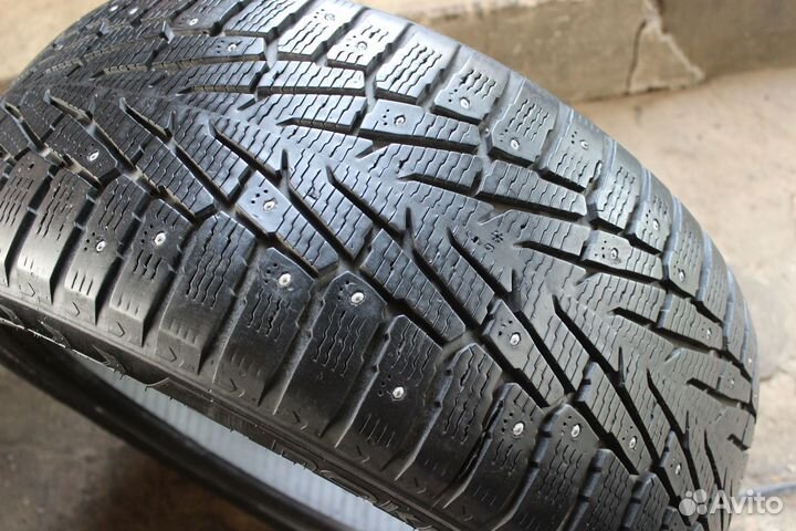 Nokian Tyres Hakkapeliitta 7 SUV 275/45 R20 110T