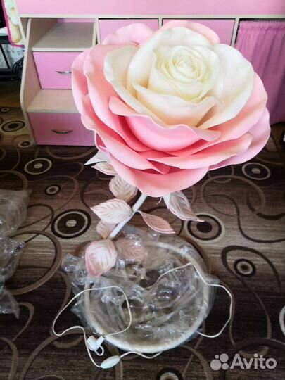 Светильник роза из изолона
