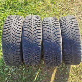 Michelin X-Ice North 4 65/180 R15