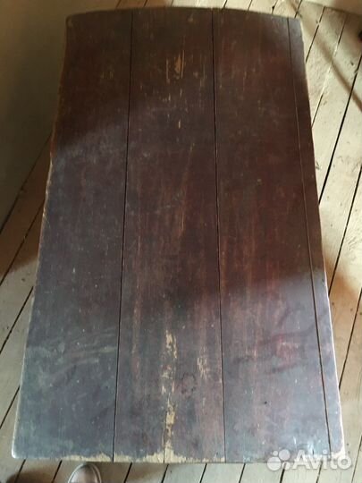 Сундук старинный