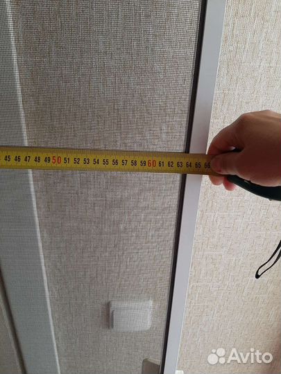 Москитная сетка на балконную дверь