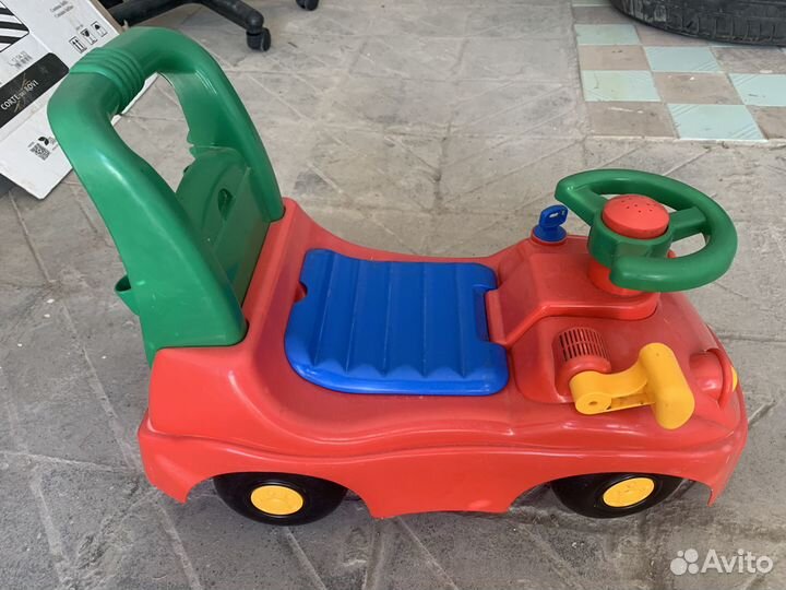 Детская машинка каталка Chicco